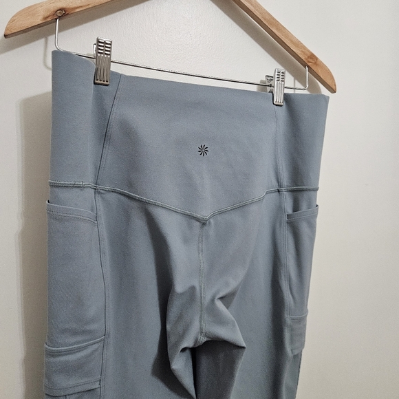 Athleta Salutation Cargo 7/8 Tight GREEN 1X - Picture 9 of 13